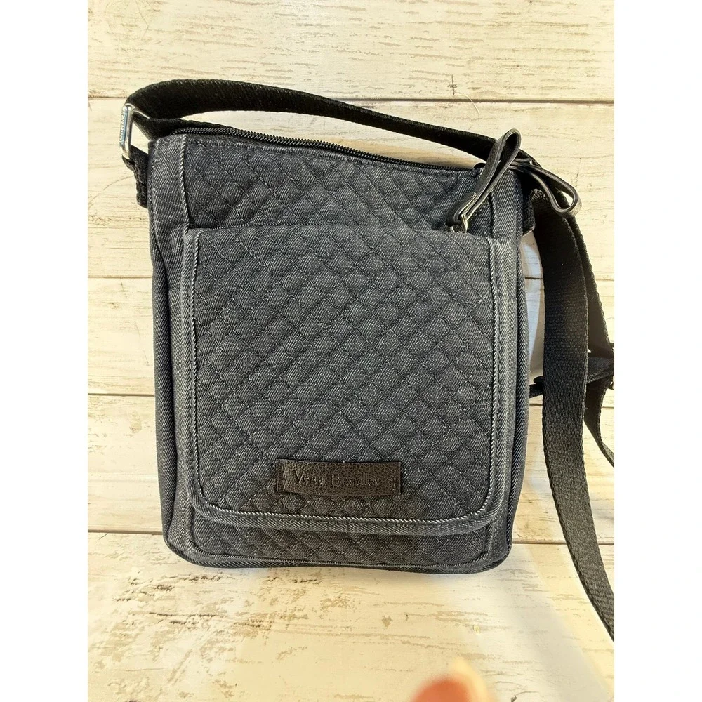 Vera Bradley Quilted Denim Crossbody Bag Dark Wash Blue Floral Lining Hipster